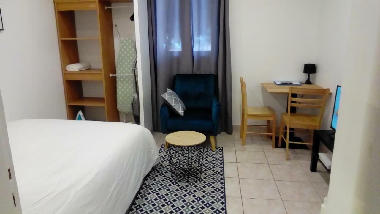 Appartement Aad1 Clamart 200 M Du Tramway T6 St Pave Blc Avec Cuisine Separee Ngoại thất bức ảnh