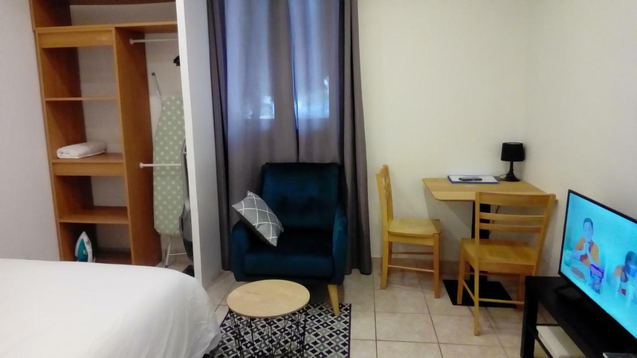 Appartement Aad1 Clamart 200 M Du Tramway T6 St Pave Blc Avec Cuisine Separee Ngoại thất bức ảnh